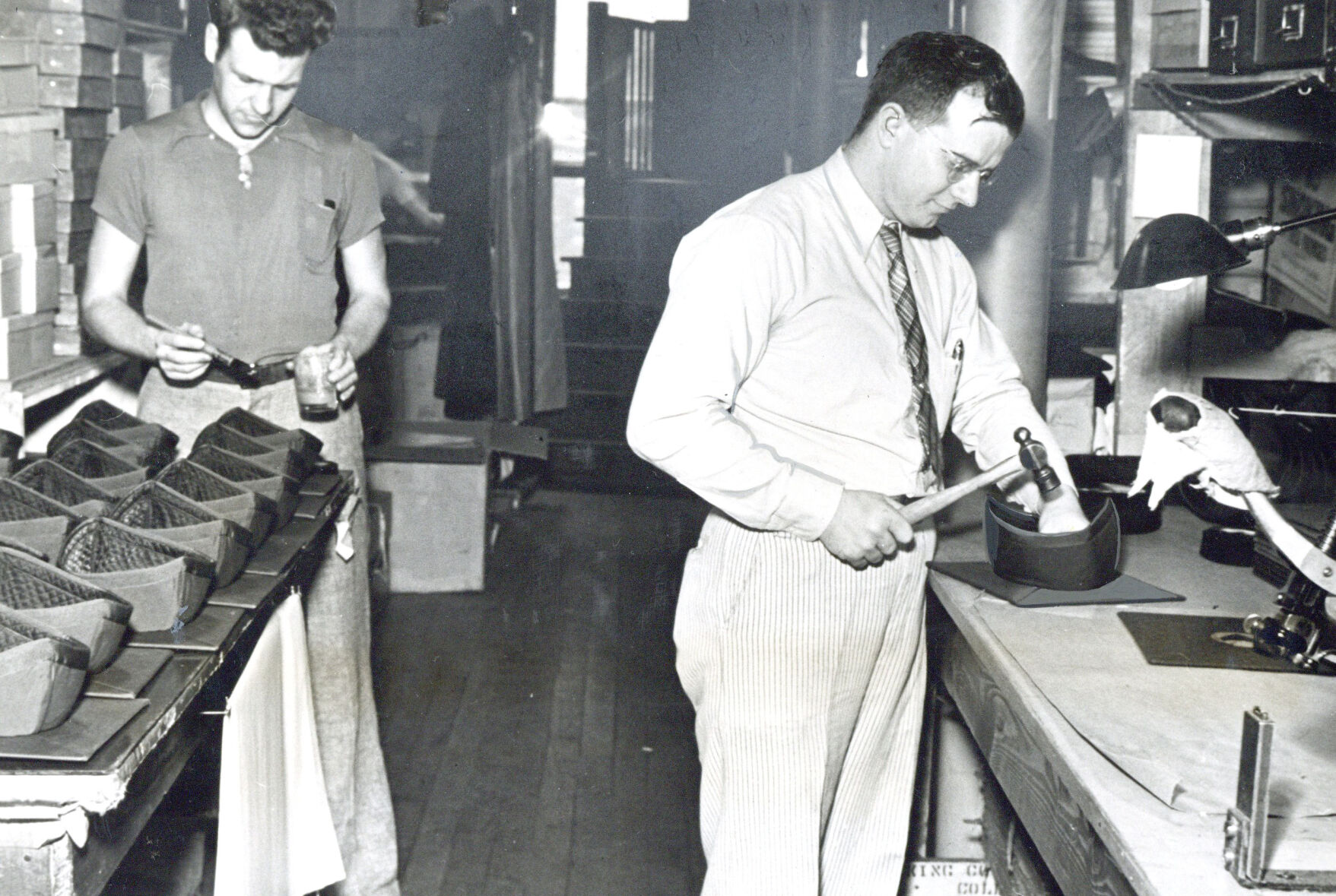 KR.Mailbag.N&T.Collegiate-MakingMortarboards1936.jpg
